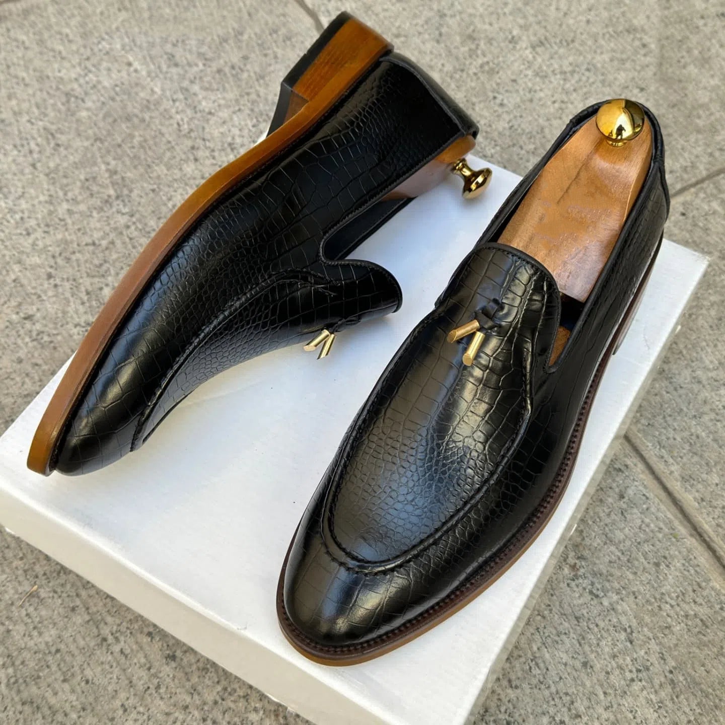 Men's Crocodile Pattern Dress Shoes