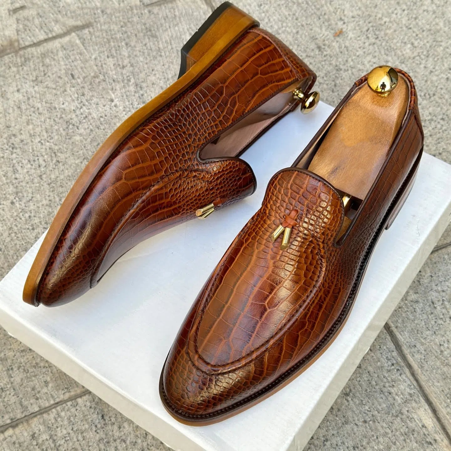 Men's Crocodile Pattern Dress Shoes