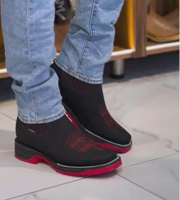 Embroidered Zeus Cowboy Boots