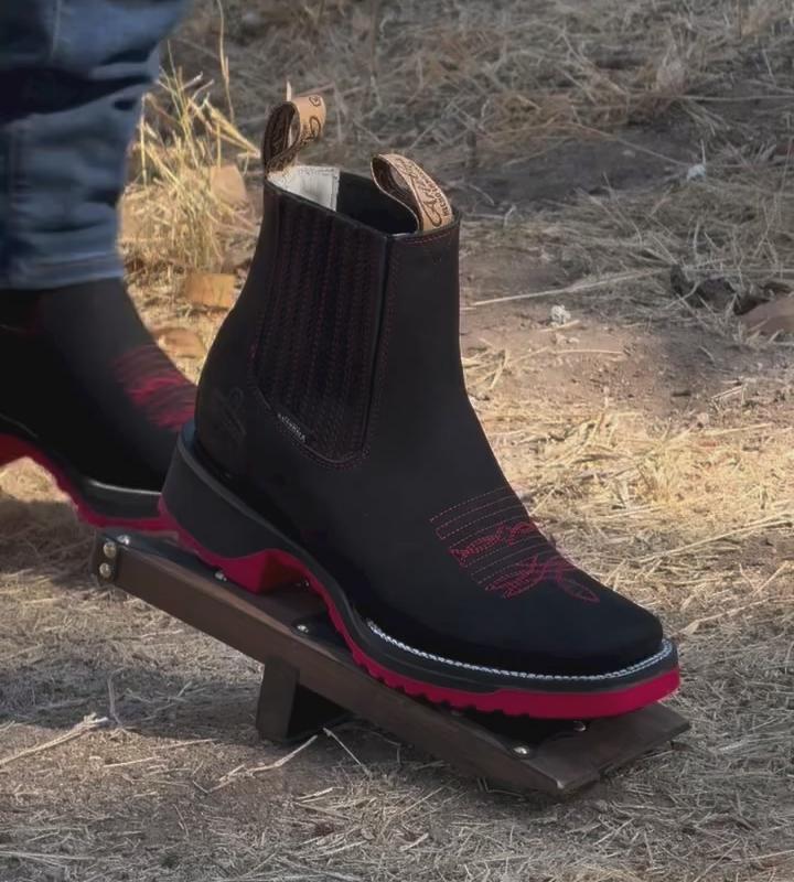 Embroidered Zeus Cowboy Boots