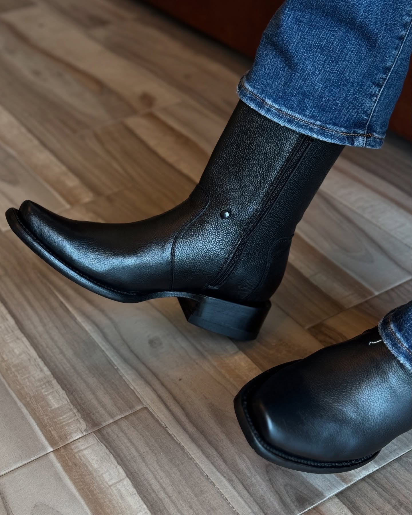 Vegas Cowhide Handmade Boots