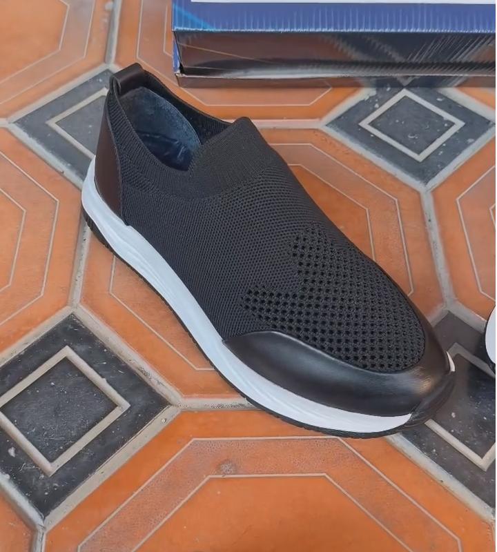 Breathable Mesh Casual Sports Shoes
