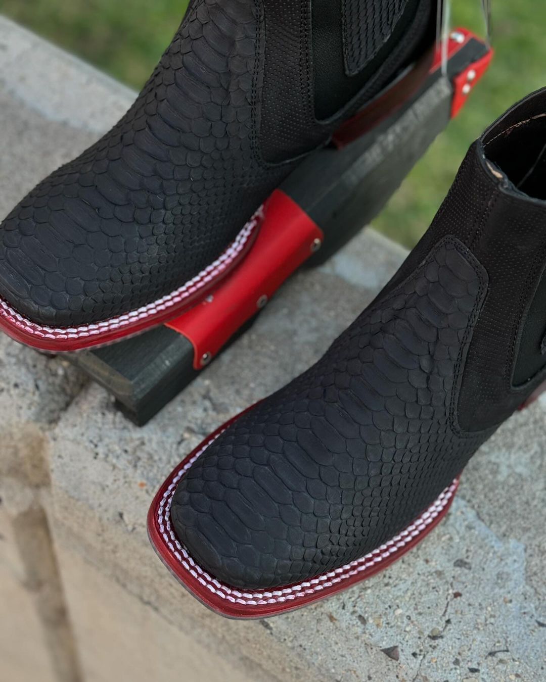 (⏰Last Day Promotion $8 OFF)Legendary Red Sole Crocodile Scale Boots