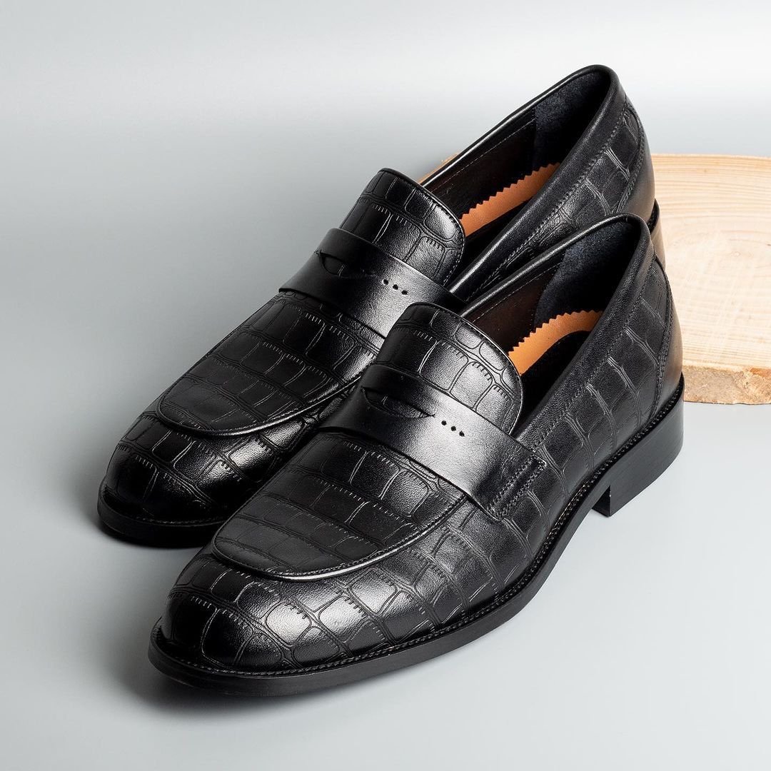 Cradle Black Calf Leather Loafer